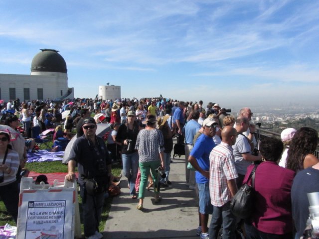 griffithobservatoryspaceshuttleflyover17.jpg