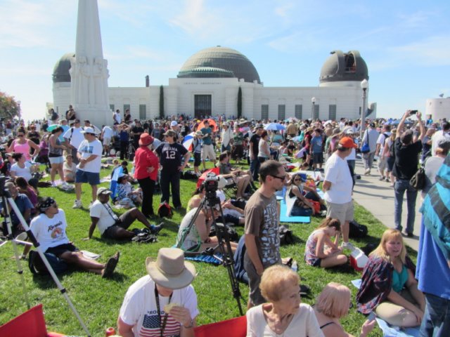 griffithobservatoryspaceshuttleflyover39.jpg