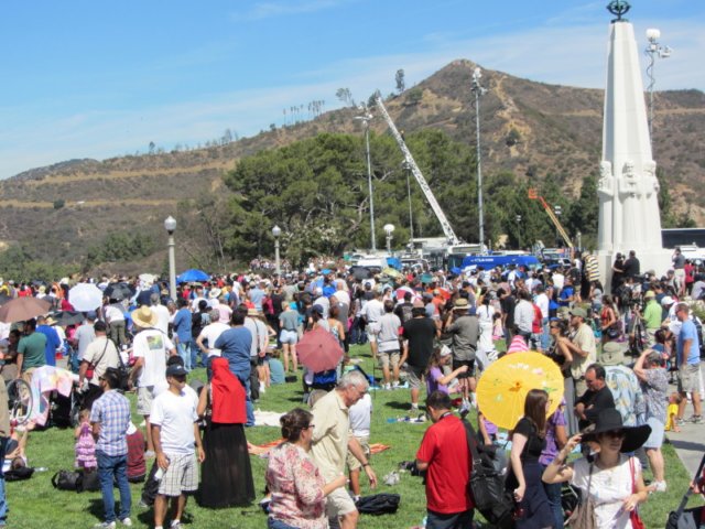 griffithobservatoryspaceshuttleflyover45.jpg