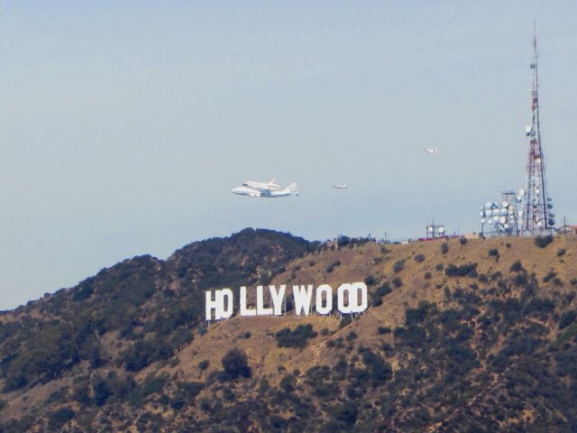 griffithobservatoryspaceshuttleflyover55.jpg