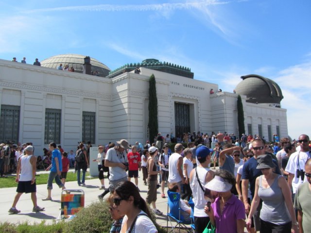 griffithobservatoryspaceshuttleflyover64.jpg